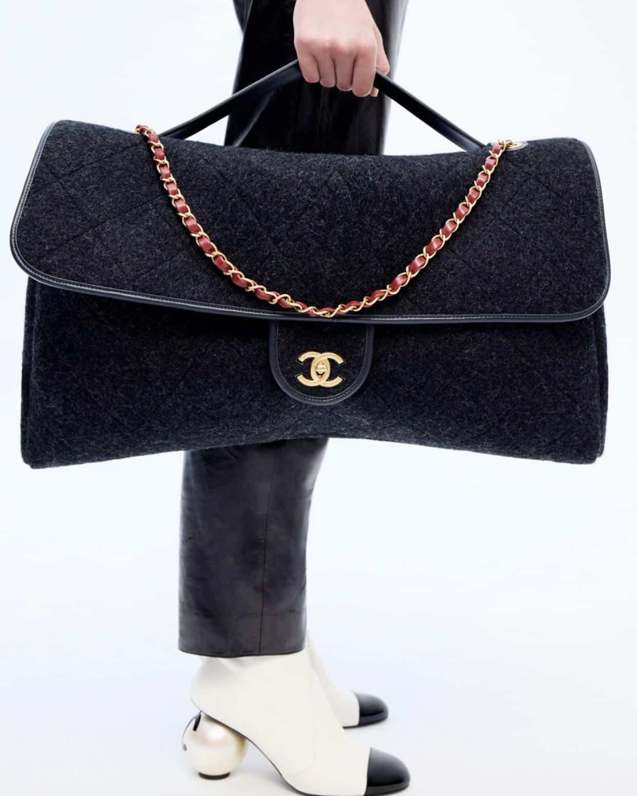 © Chanel – Official visual | Source: Instagram @chanel