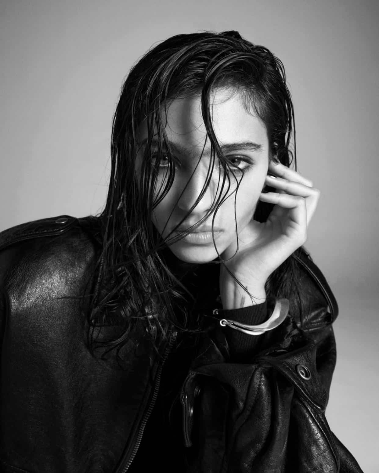 © Saint-Laurent – Official visual | Source : Instagram @ysl