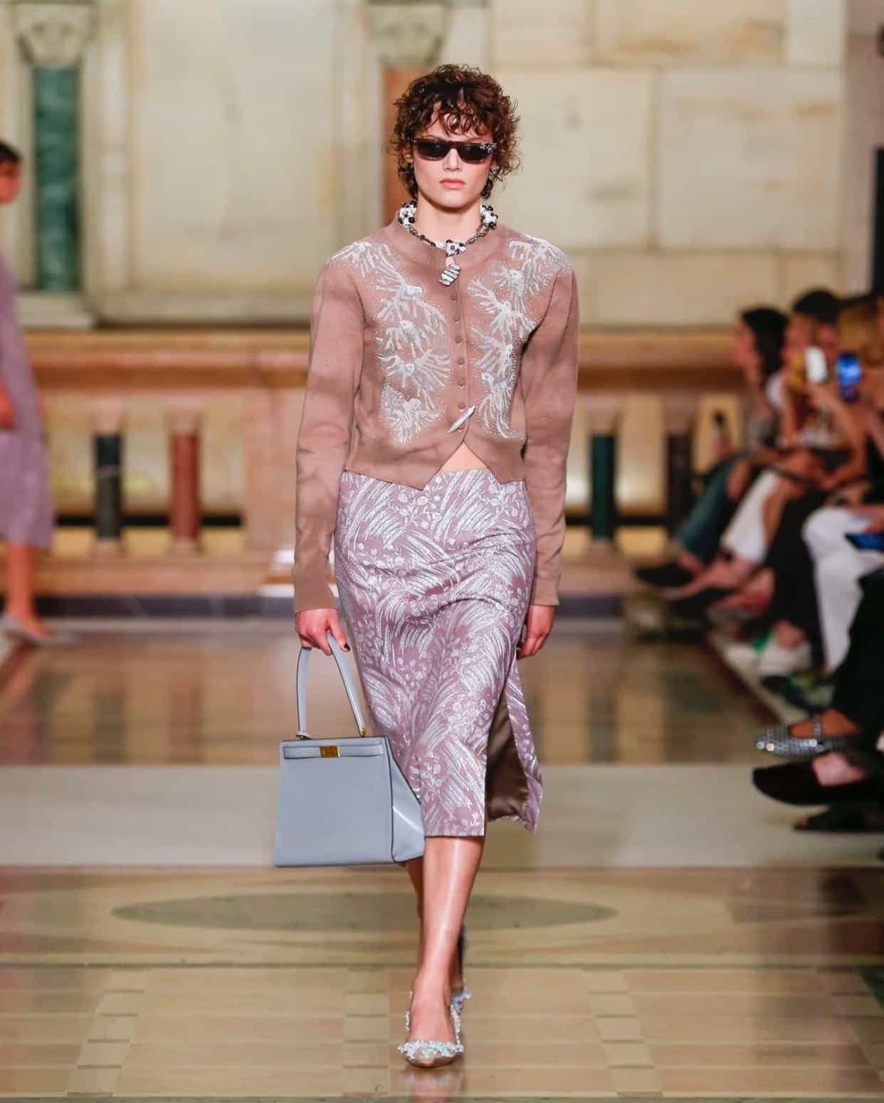 © Tory Burch – Official visual | Source : Instagram @toryburch