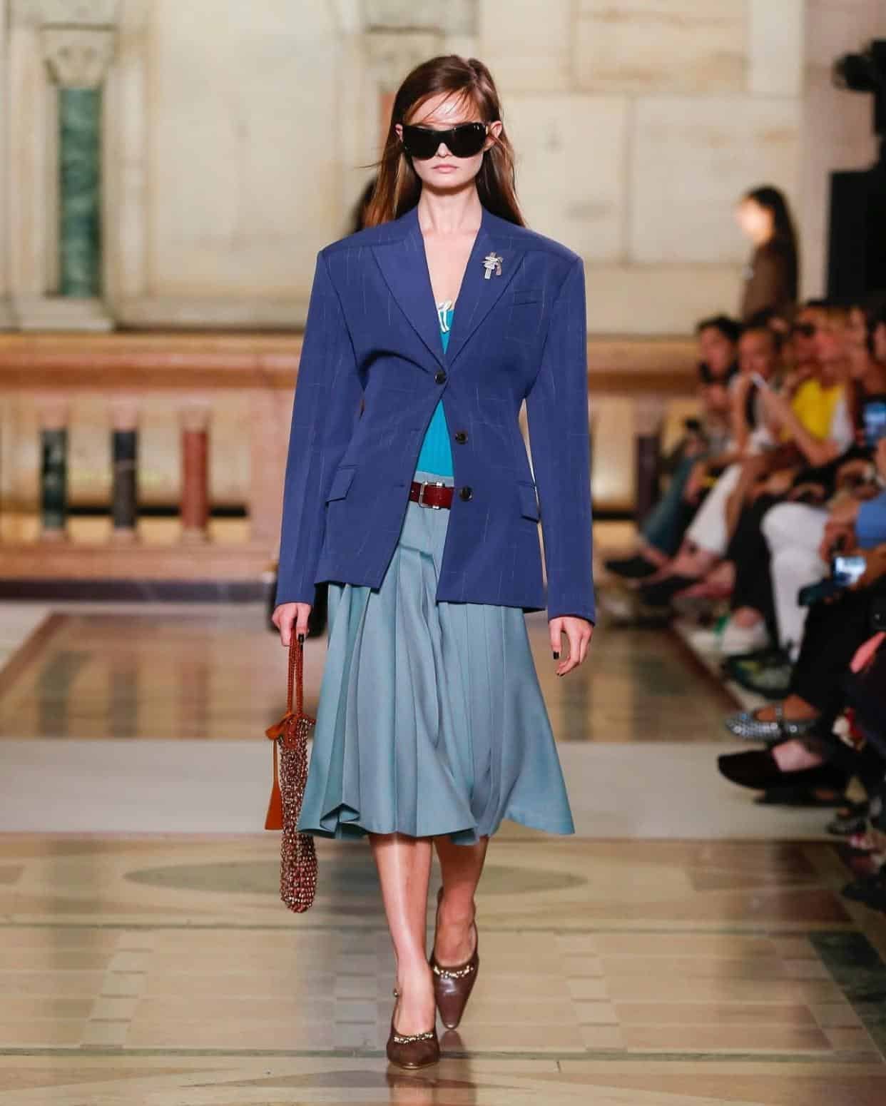 © Tory Burch – Official visual | Source : Instagram @toryburch