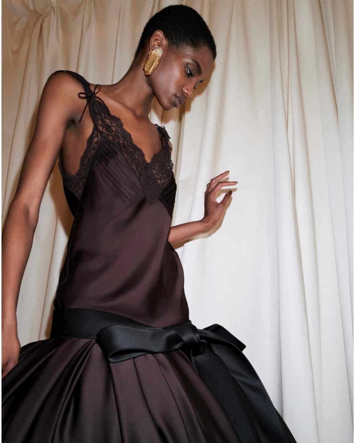 © Saint-Laurent – Official visual | Source : Instagram @ysl