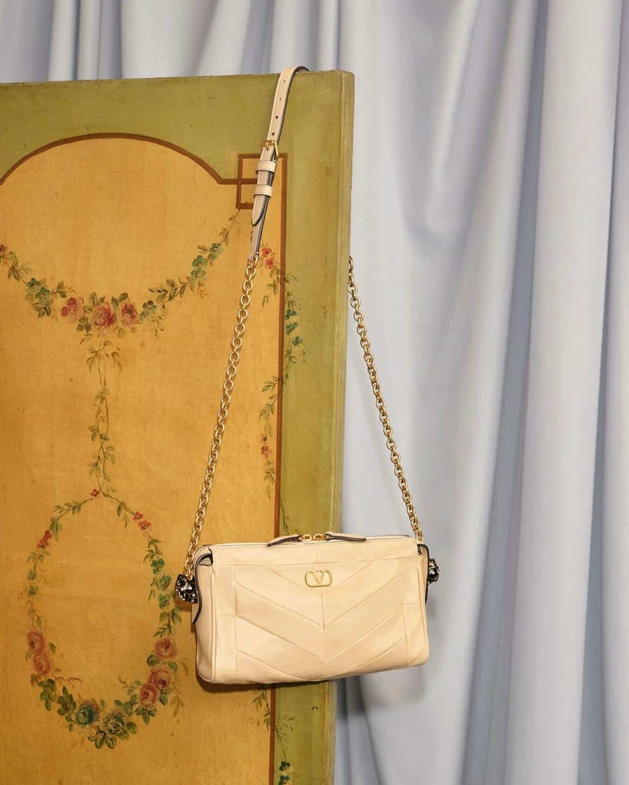 © Maison Valentino – Official visual | Source : Instagram @maisonvalentino